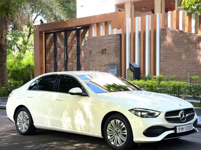 Mercedes-Benz C200 Avantgarde 2023