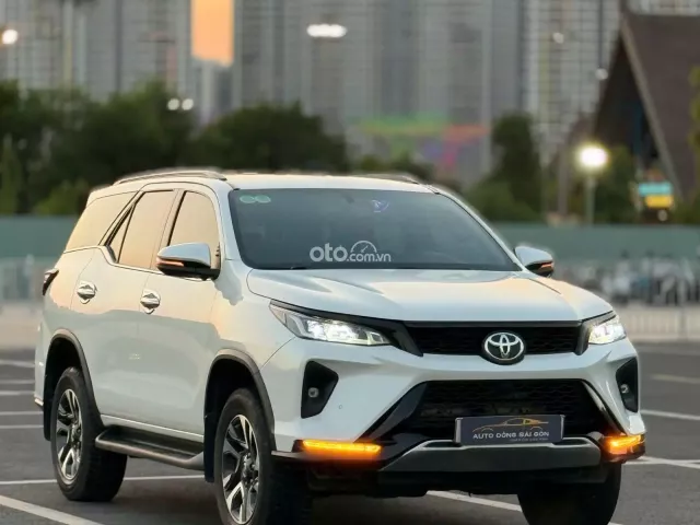 Toyota Fortuner 2.4 AT 4×2 Legender 2021