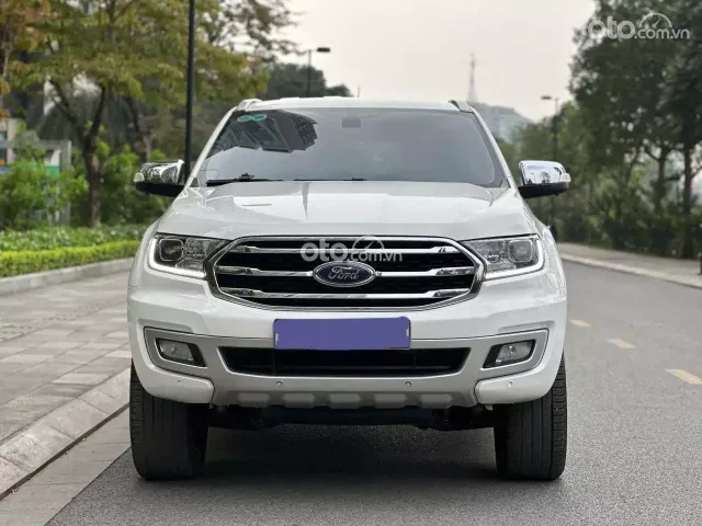 Ford Everest Titanium 2.0 AT 4×2 2020