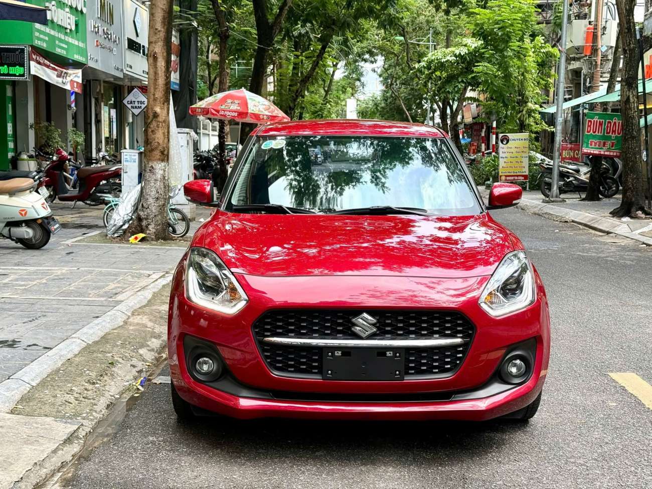 Bán xe Suzuki Swift 2023, màu đỏ