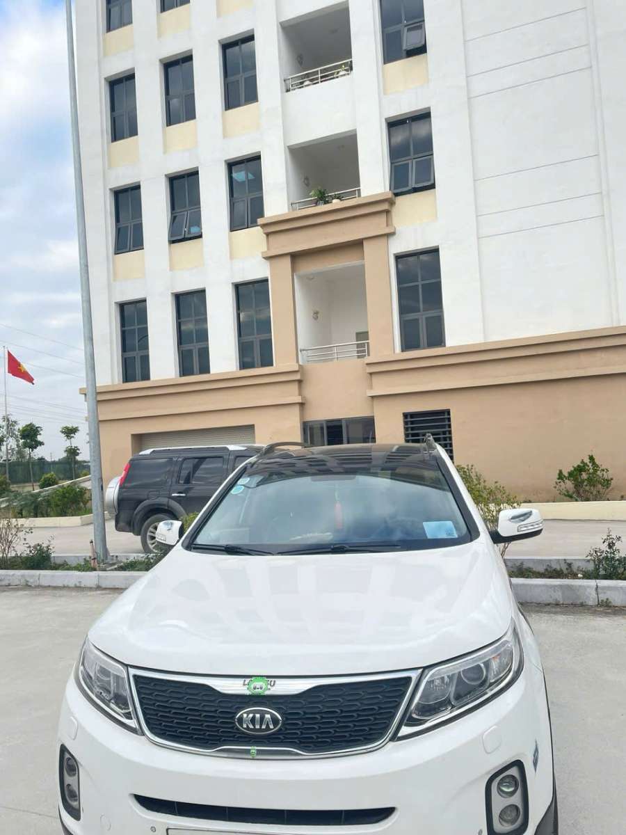 KIA SORENTO 2015 – SUV 7 CHỖ RỘNG RÃI, GIÁ CHỈ 335 TRIỆU