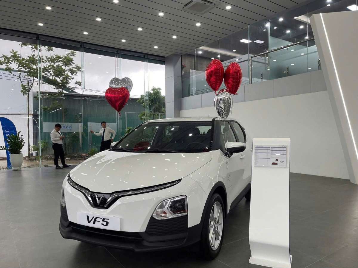 Vinfast Vf5 Plus Mới 100% – Xe Điện Quốc Dân Hot Nhất Phân Khúc.