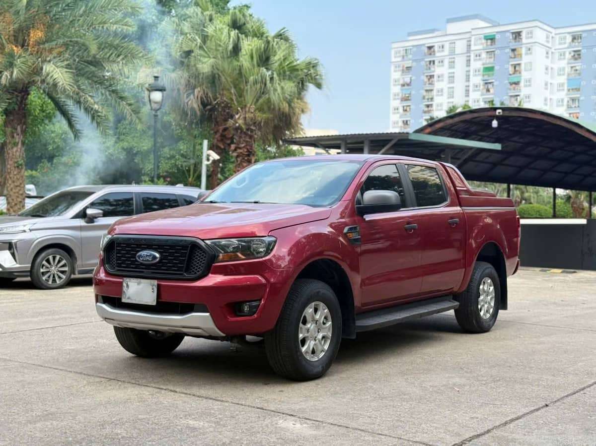 Ford ranger XLS 4×2 AT sản xuất 2022