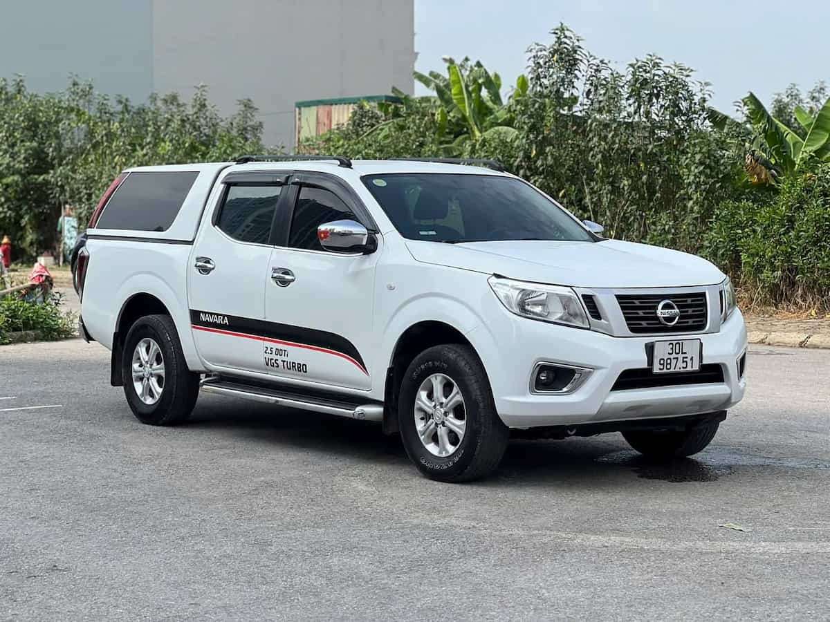 Bán xe Navara 2016 sàn 1 cầu