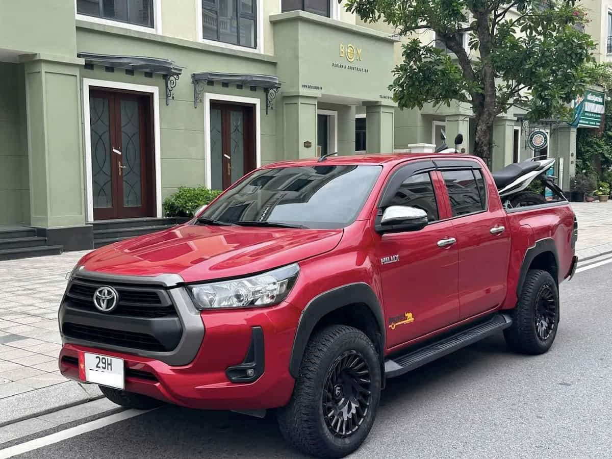Toyota hilux 2021 bản 1 Cầu AT4x2
