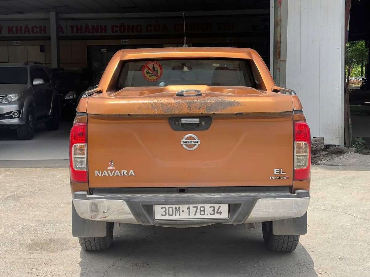 NISSAN NAVARA EL SỐ TỰ ĐỘNG 1 CẦU
