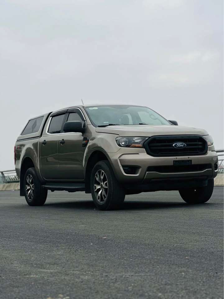 Bán Ford ranger 2020 nhập thái số sàn 2 cầu