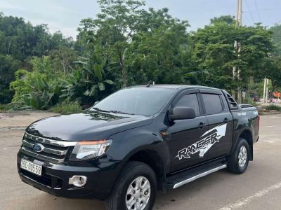 Ford Ranger 2012 số sàn 2 cầu