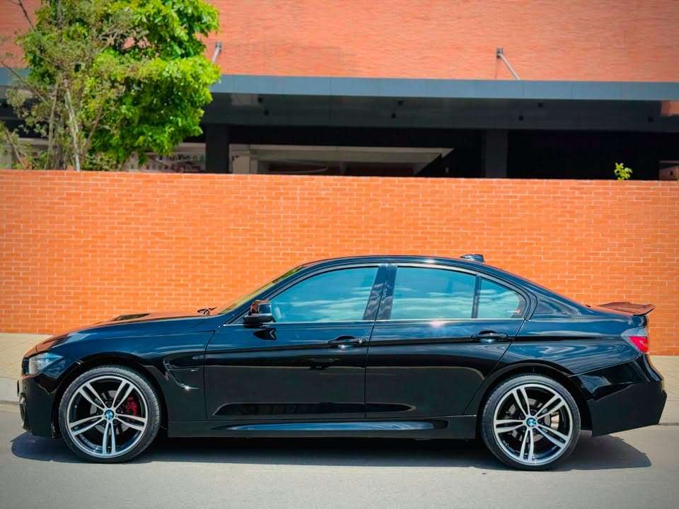 BMW 320i model 2013 Full M3