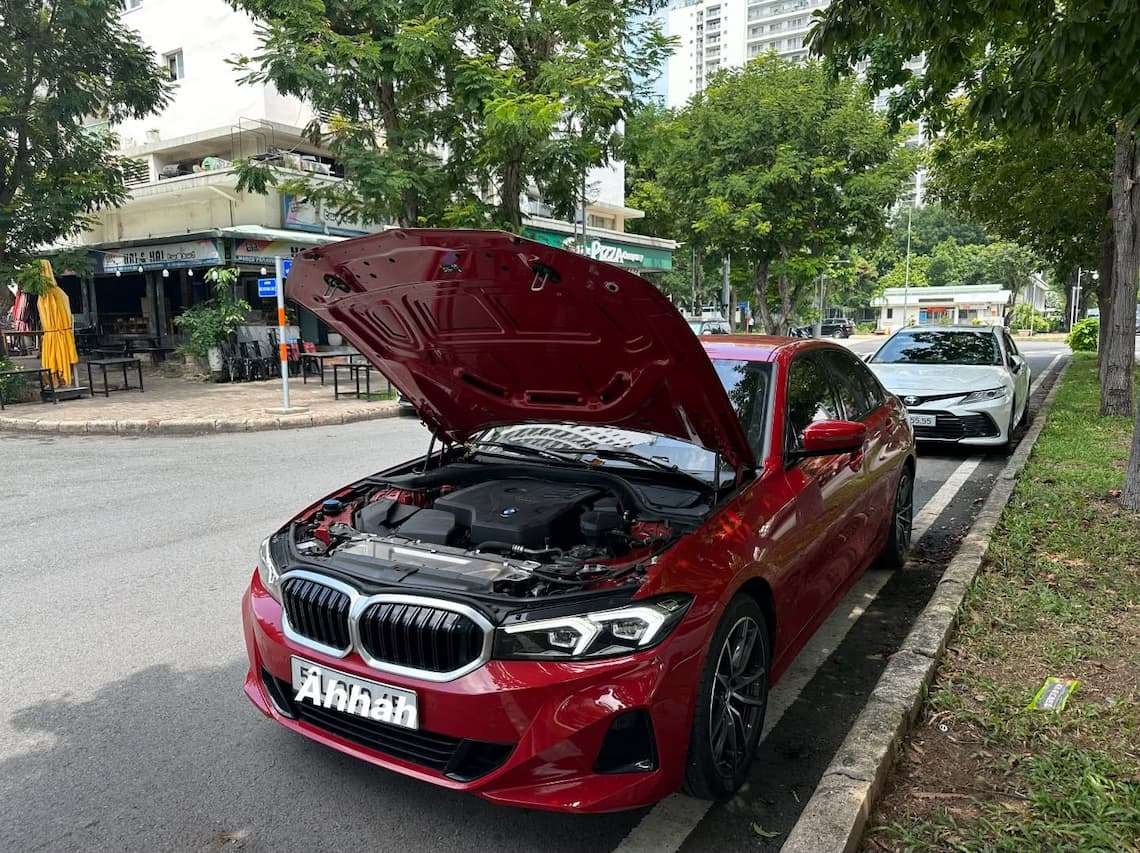 BMW 320i Sx 2024 đỏ nội thất nâu siêu lướt