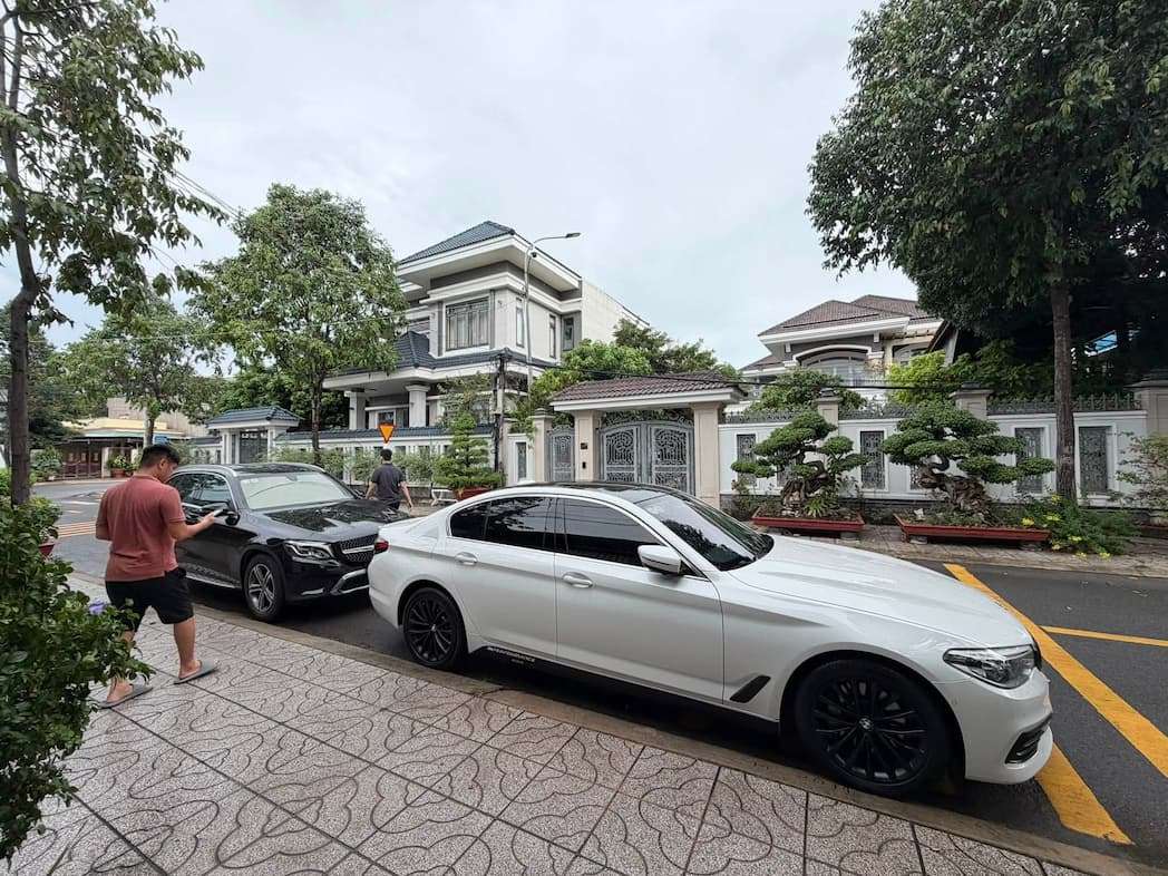 BMW 530i Sản xuất 2018 Trắng