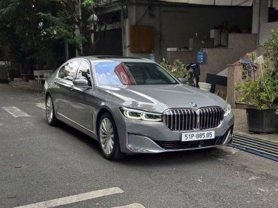 BMW 730Li Pure Excellence 2022 màu Brooklyn Grey Metallic