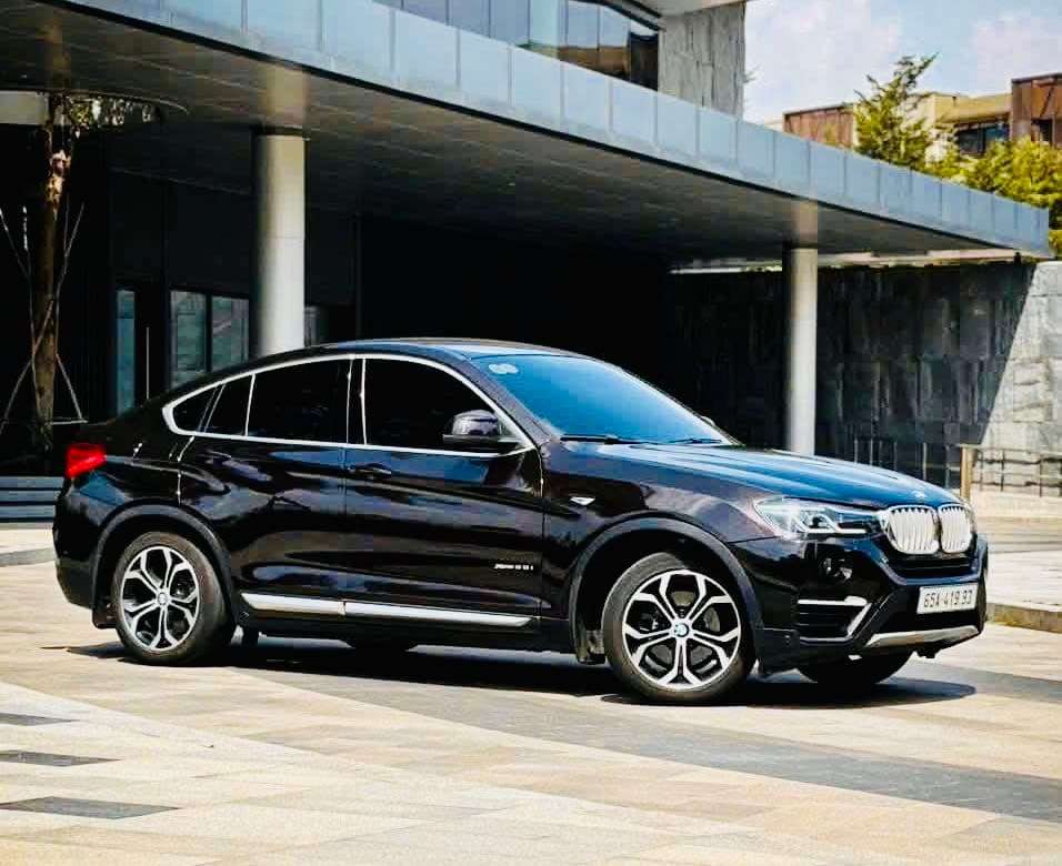 BMW X4 Xdrive28i LCi model 2016