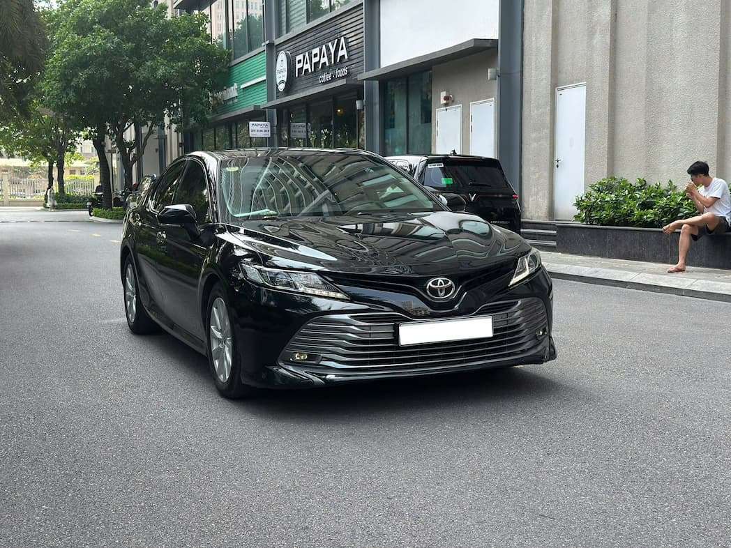 Camry 2020 bản 2.0 G