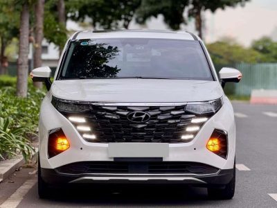 Custin 2024 2.0 cao cấp 20000km