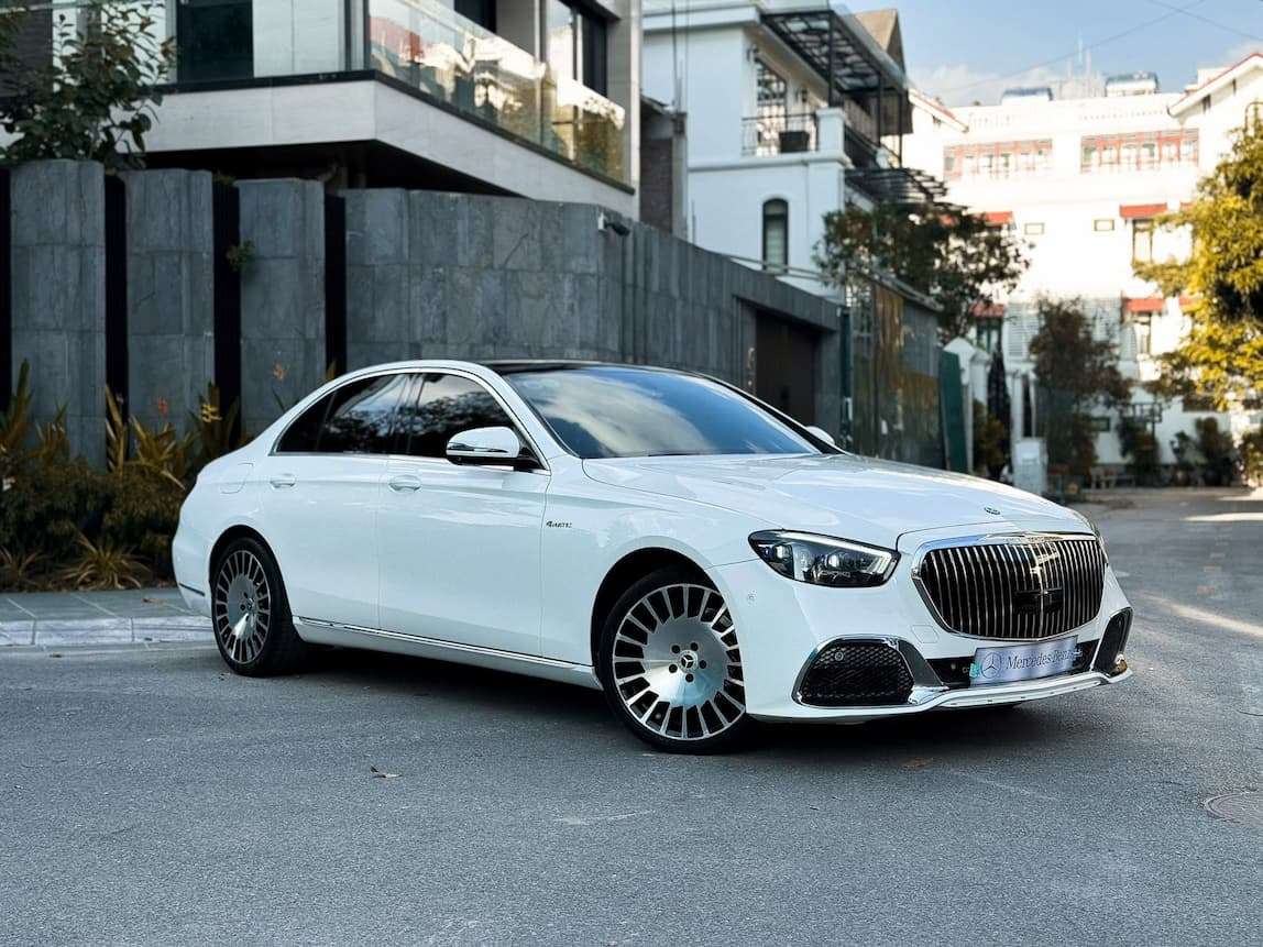 E200 sc2017 chạy zin 8,4km