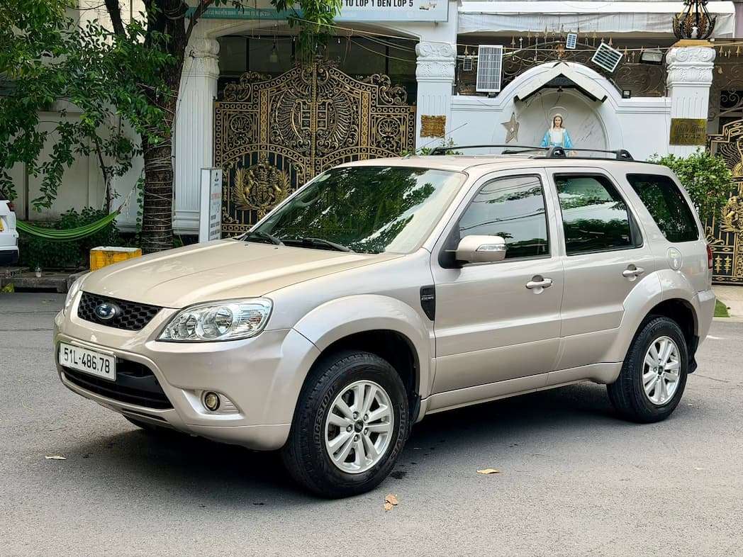 FORD ESCAPE 2011 XLS chính chủ sang tên ok
