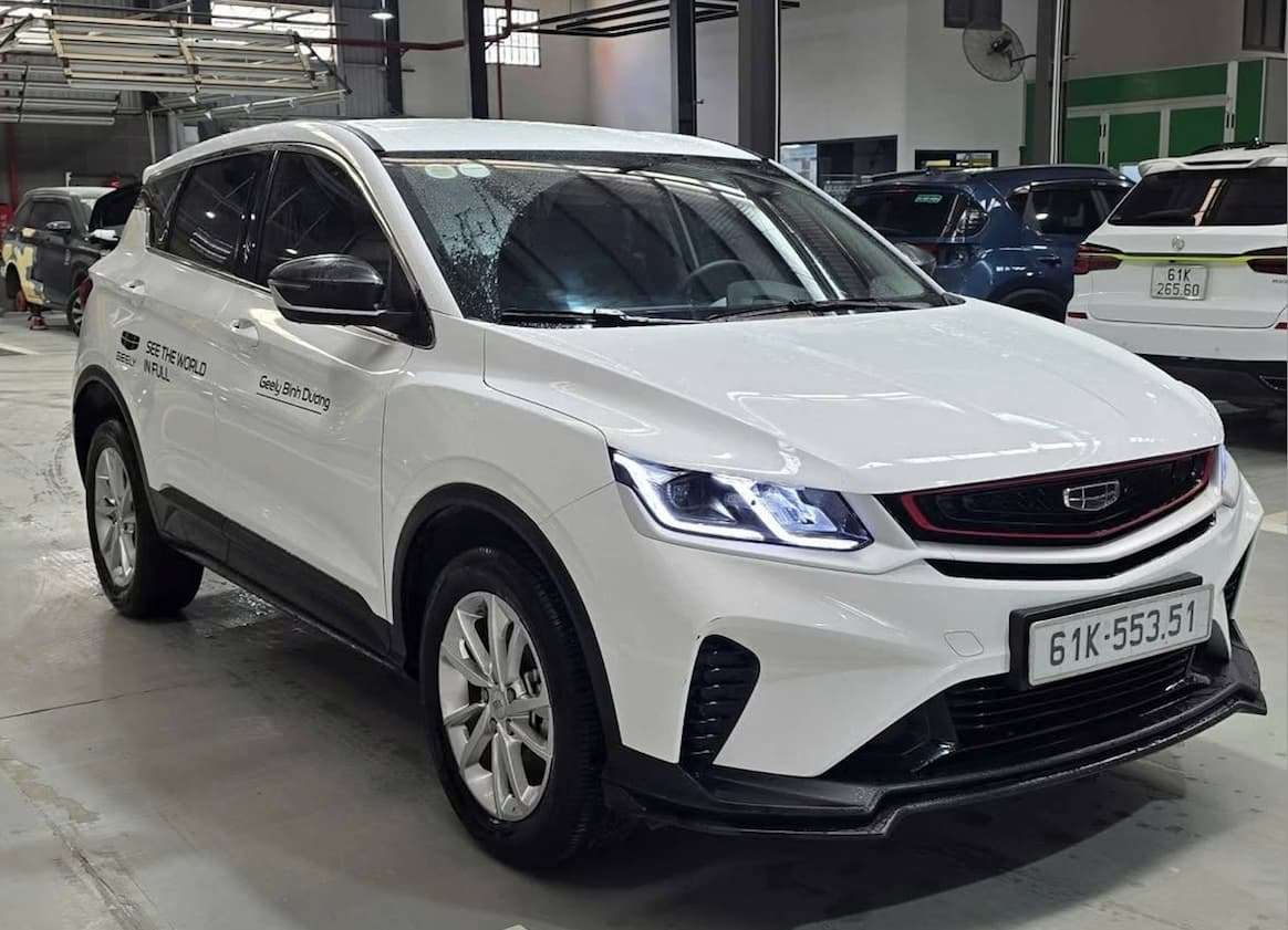 Geely Coolray Standard 2025