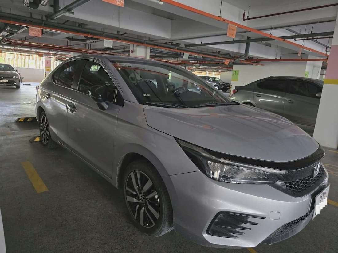 Honda City RS 2021 màu bạc, chính chủ
