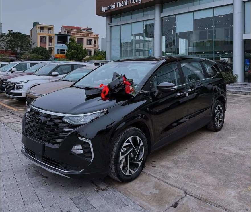 Hyundai Custin 2024 Đăng ký t11-2024 xe gia đình 1 chủ từ đầu