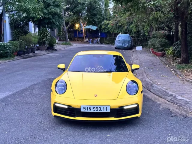 Porsche 911 Carrera 2021