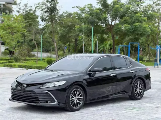 Toyota Camry 2.5Q 2022