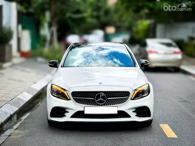 Mercedes-Benz C300 AMG 2019