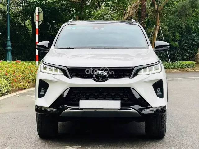 Toyota Fortuner 2.8 AT 4×4 Legender 2024
