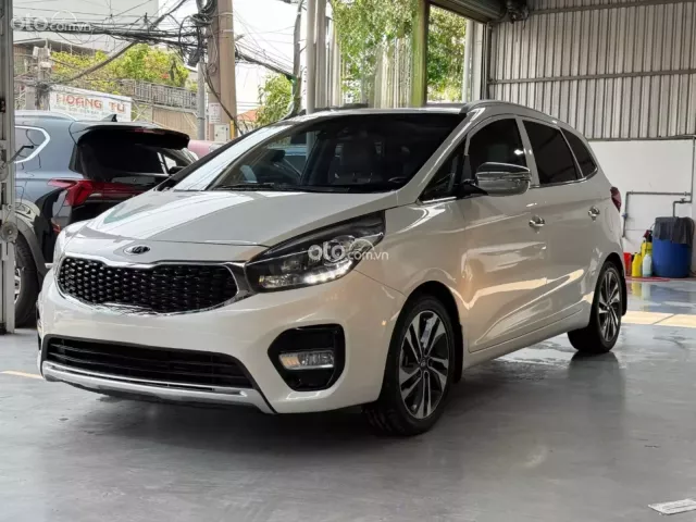 Kia Rondo 2.0 GAT 2020