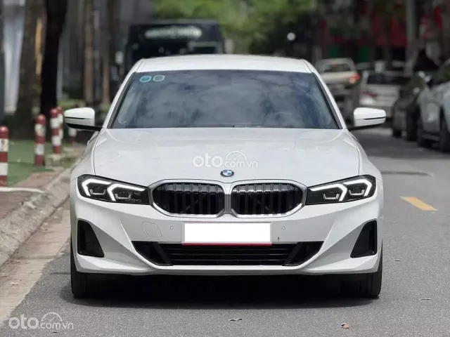 BMW 320i Sport Line 2024