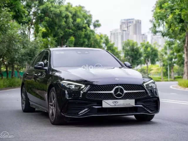 Mercedes-Benz C300 AMG 2022