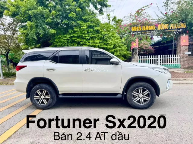 Toyota Fortuner 2.4G 4×2 AT 2020