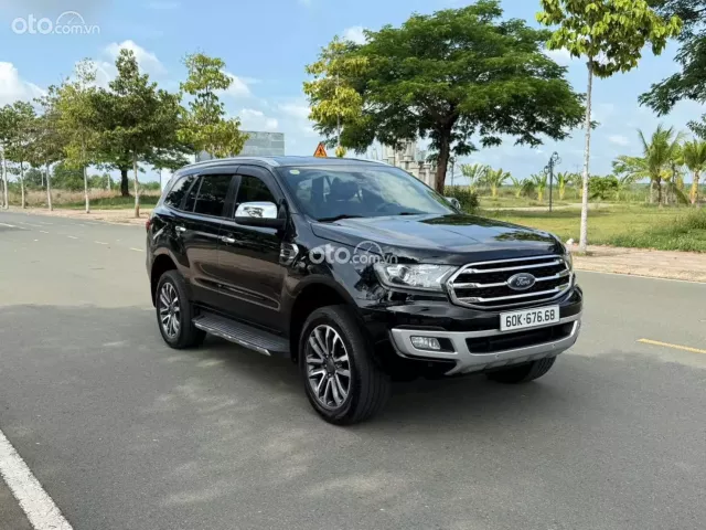 Ford Everest Titanium 2.0 AT 4×2 2019