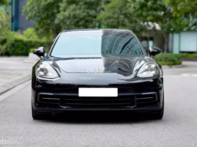 Porsche Panamera 4 Executive 2019