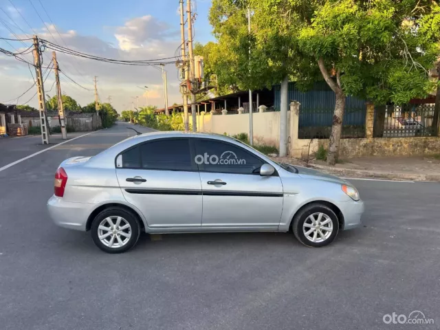 Hyundai Accent 1.4 MT 2009