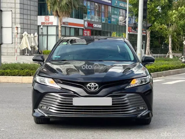 Toyota Camry 2.0G 2021