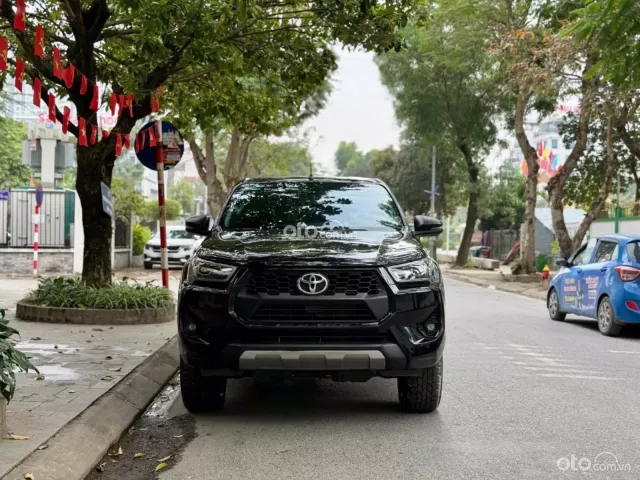 Toyota Hilux 2.4E 4×2 AT 2024