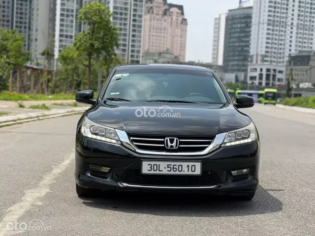 Honda Accord 2.4 AT 2014