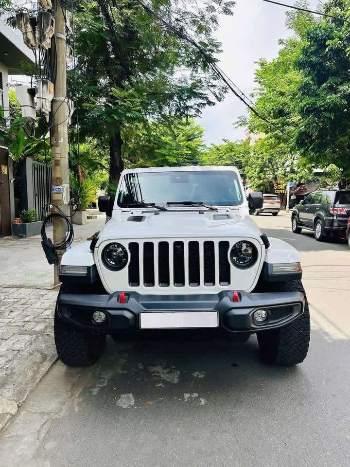 Bán xe Jeep Wrangler 2023