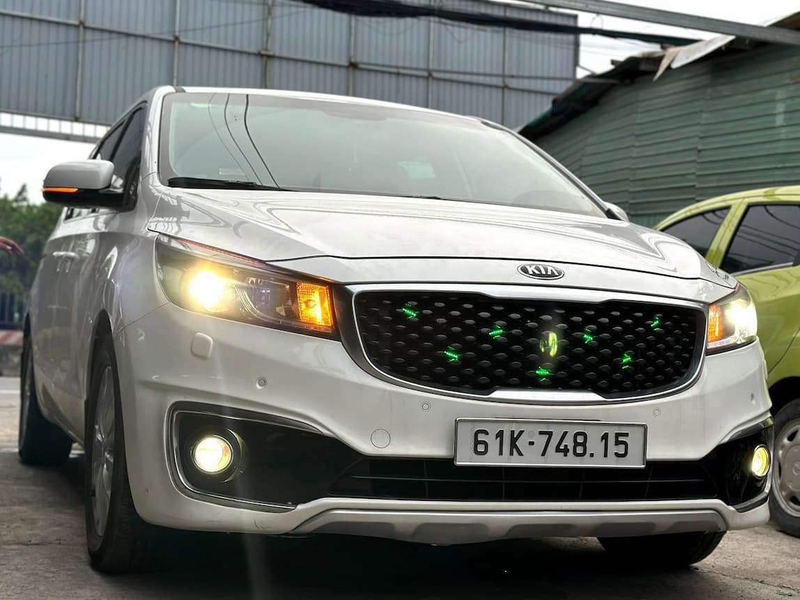Kia Sedona 2015