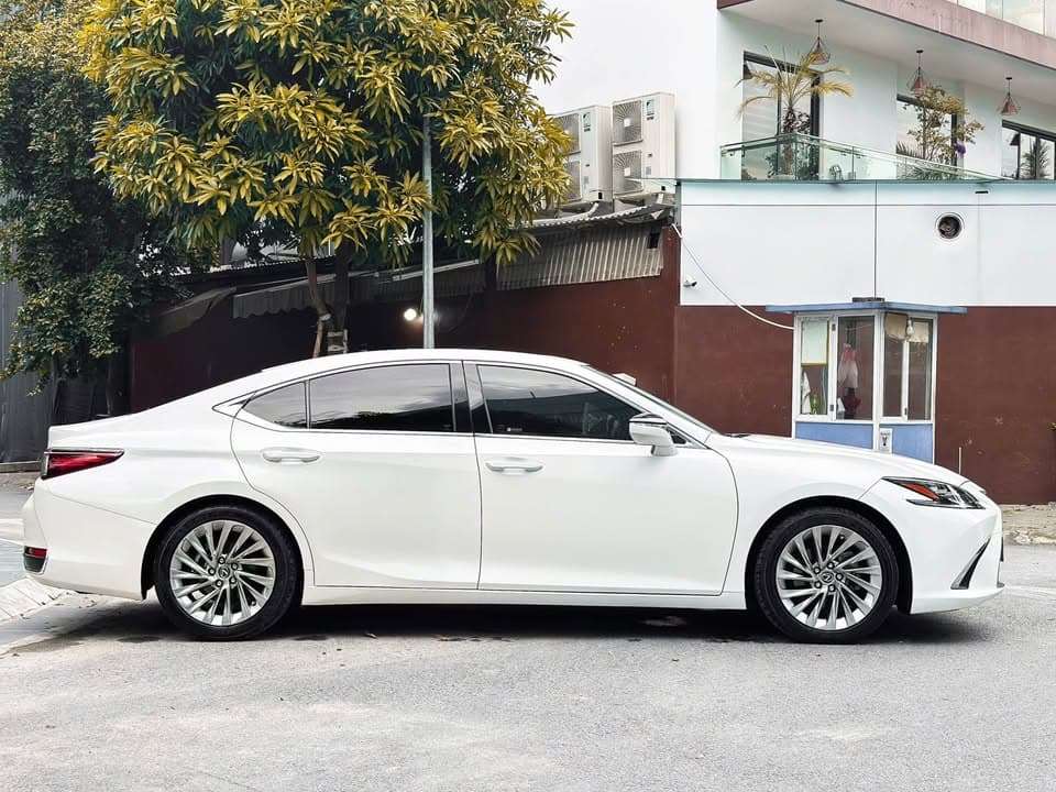 Lexus ES250 sx2018 chạy 10vạn km