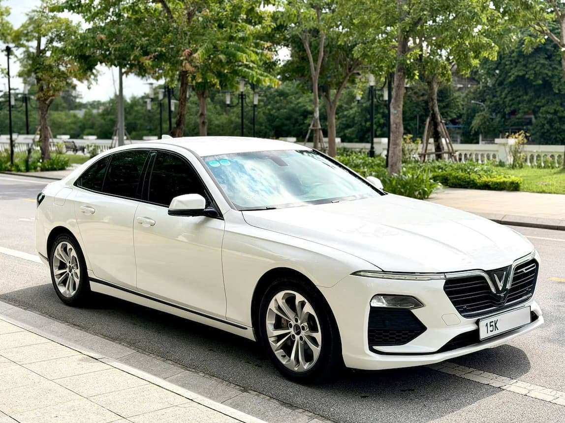 Lux A 2021 chạy 6,8v km xe đẹp zin cả xe