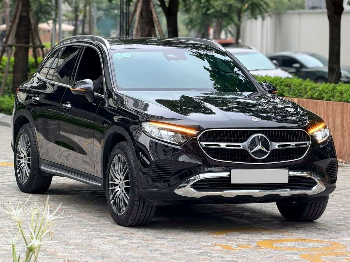 Mercedes GLC 200 4Matic 2023 – Đẳng cấp doanh nhân