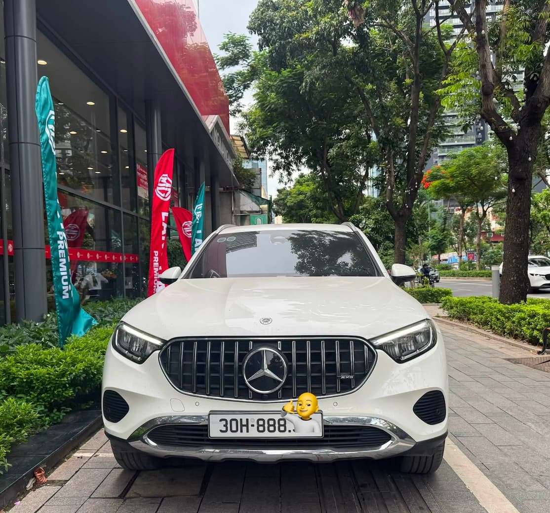 Mercedes GLC200 – 4matic sản xuất 2023
