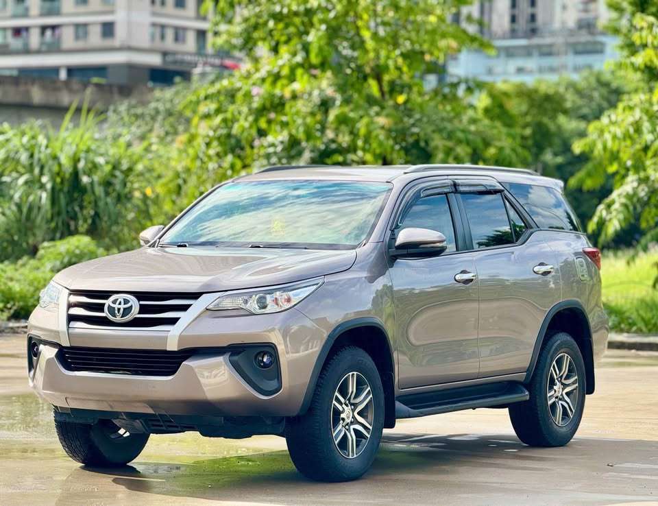 Toyota Fortuner 2.4G MT 2020 (ĐK 2021)
