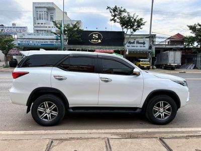 Toyota Fortuner 2024 2.4 số tự động, máy dầu