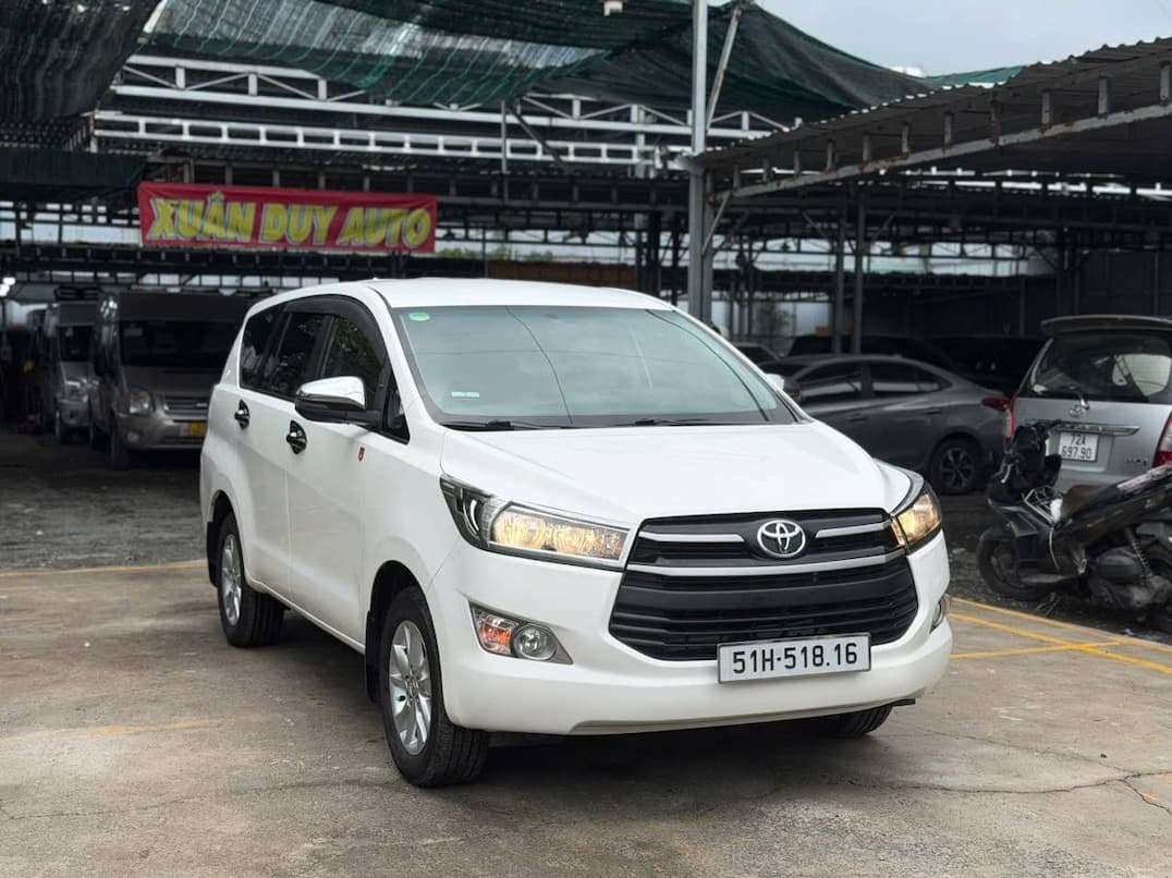 TOYOTA INNOVA 2.0G 2019 odo 108.000 km