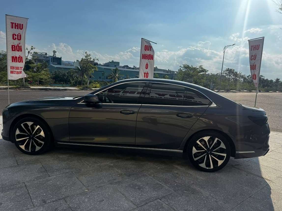 Vinfast Lux A 2019 bản Premium