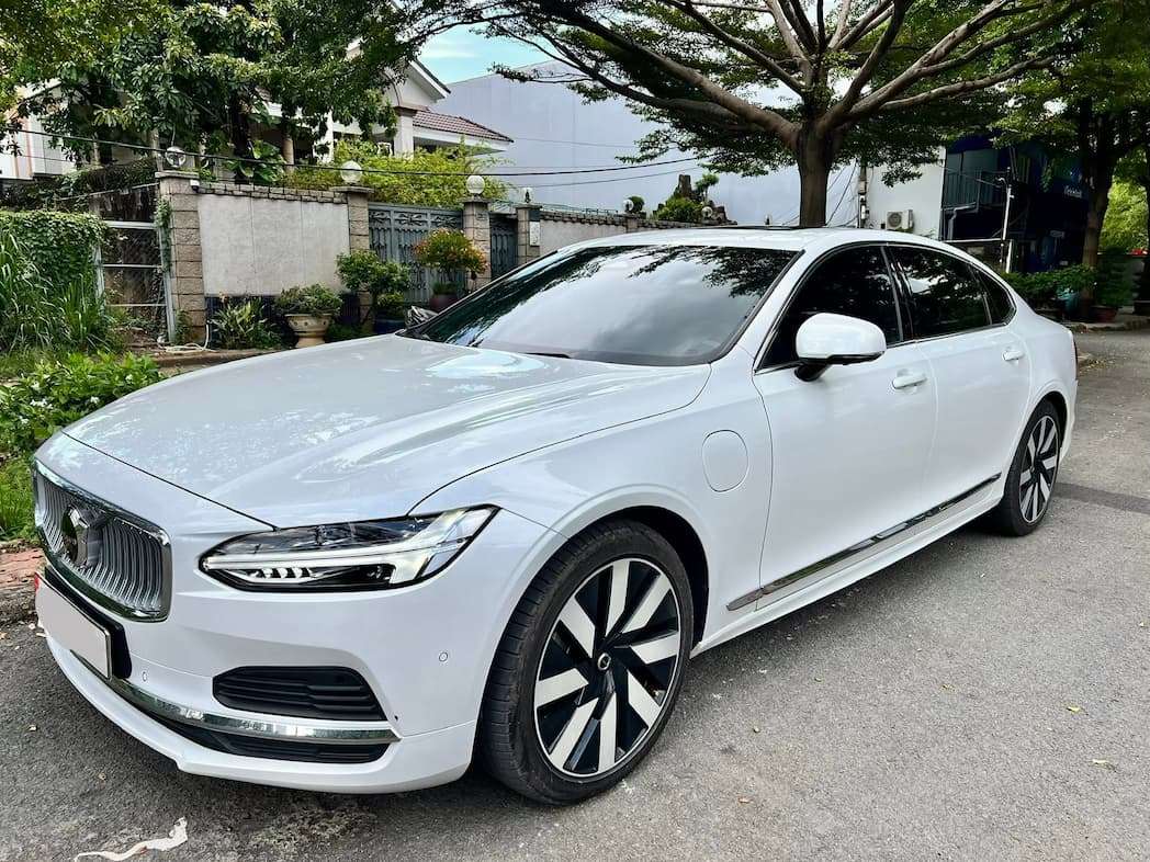 Volvo S90 PhEV