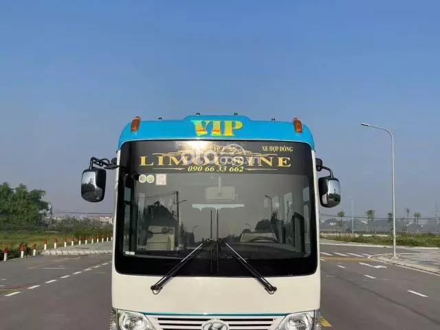 Hyundai Grand Starex 2.5 MT 2019